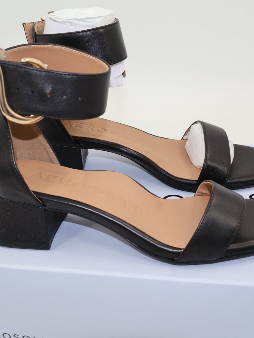 Aerosoles Eliza Block Heel Sandal Womens 8 Black Leather Ankle Strap Square Toe - Picture 6 of 10
